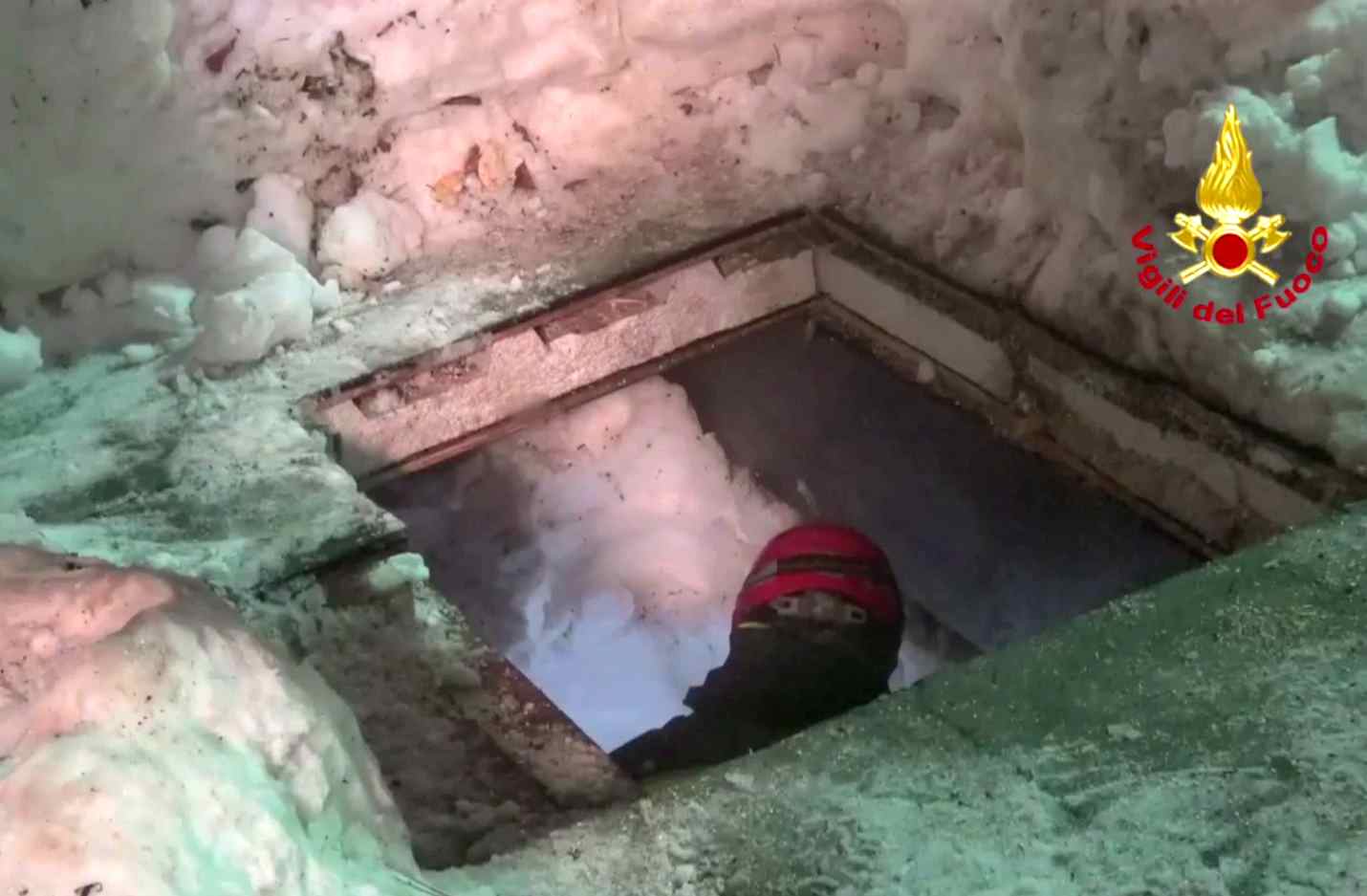 Si riducono le speranze di trovare altri sopravvissuti alla valanga che ha distrutto l'Hotel Rigopiano