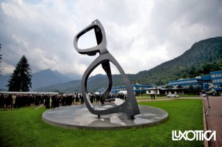 Luxottica acquista anche Essilor: ecco la sua gloriosa storia