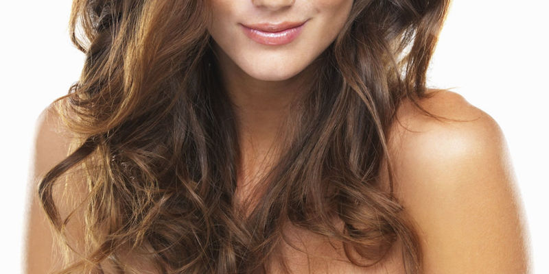 Vuoi asciugare i tuoi capelli mossi al naturale? Ecco come fare