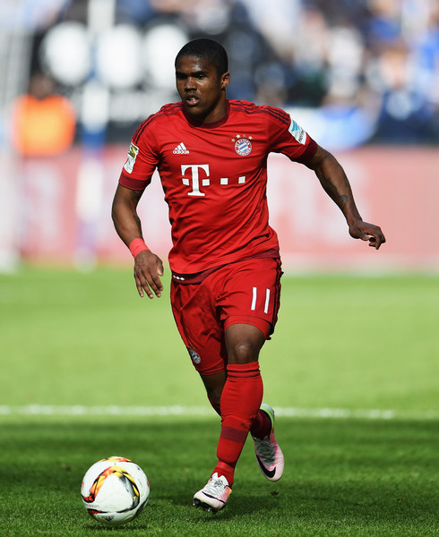 Douglas Costa in arrivo a Torino con Marotta e Paratici. Grande colpo per la Juve
