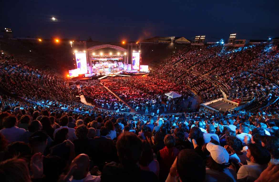 Due puntate per i Wind Music Awards