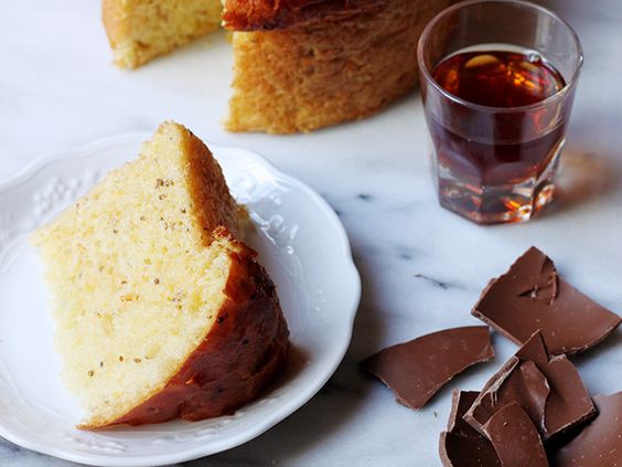 Scopri la ricetta della schiacciata di Pasqua, dolce tipico della Toscana