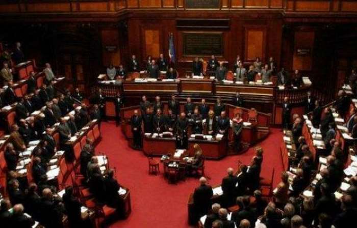 Al Senato si vota la fiducia alla manovrina... e alla legge per reintrodurre i voucher