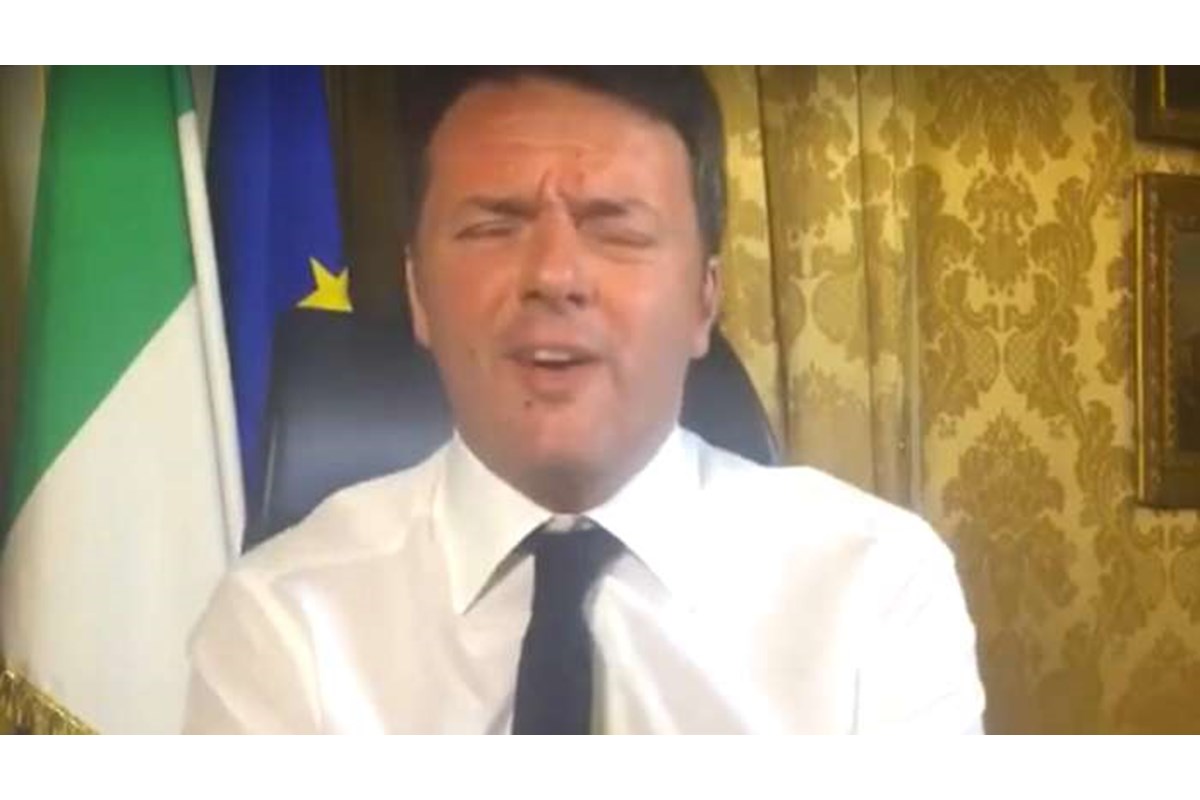 Renzi di nuovo su facebook per rilanciare la propria immagine