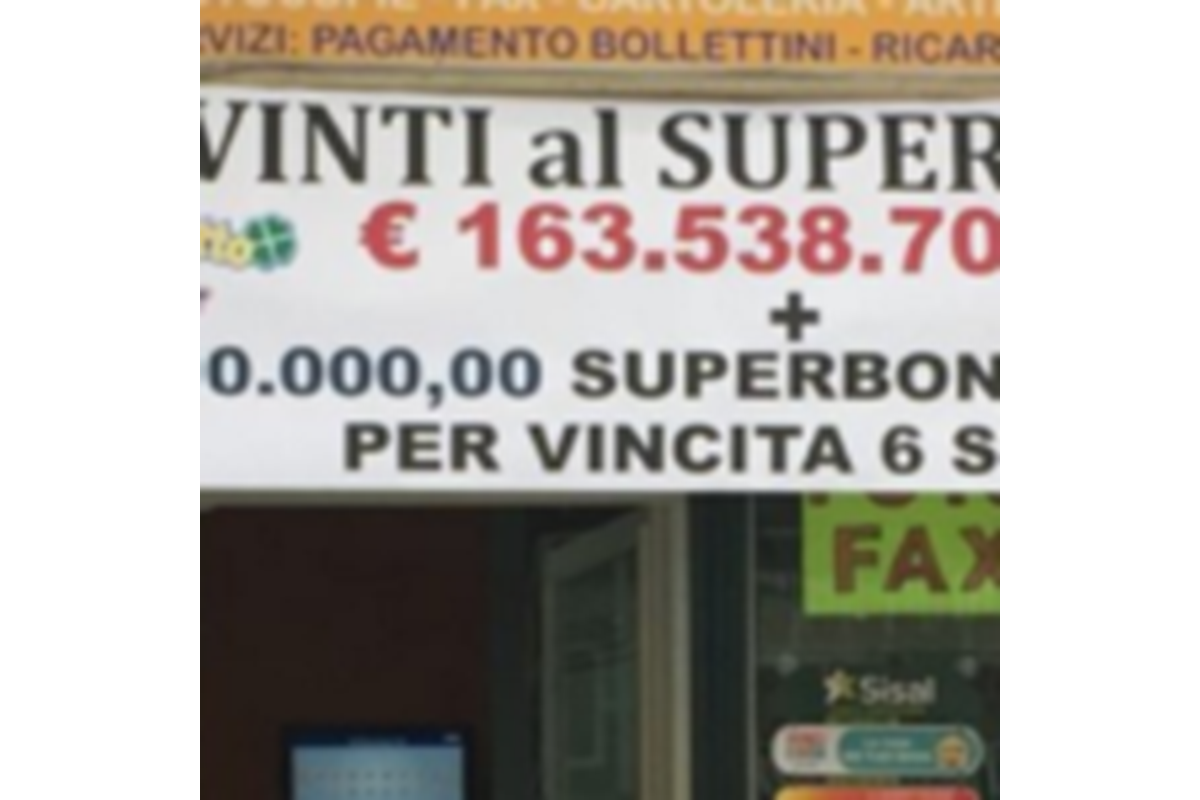 Vinti 212 mila euro al 10 e Lotto a Vibo Valentia, nella ricevitoria delle vincite record